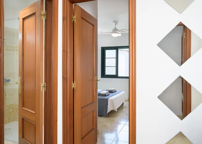 Montserrat De بلايا بلانكا