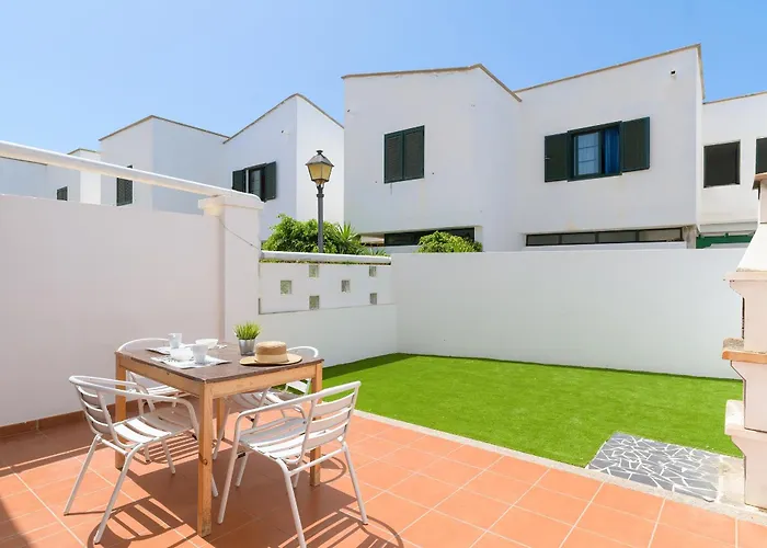 Montserrat De بيت للعطل